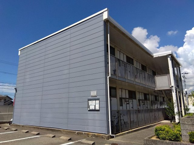 明石市沢野３丁目のアパートの外観