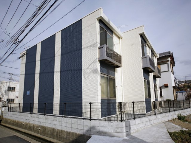 神戸市西区玉津町西河原のアパート
