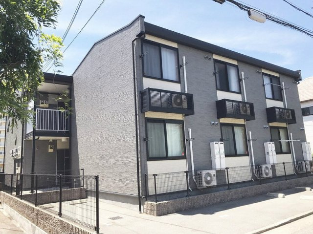 神戸市垂水区北舞子１丁目のアパート