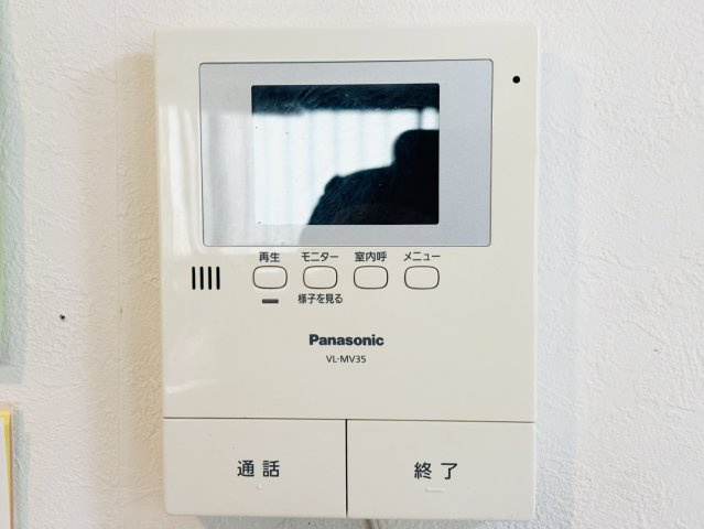 藤沢市辻堂西海岸２丁目　中古戸建　の防犯設備|モニター付きインターホン