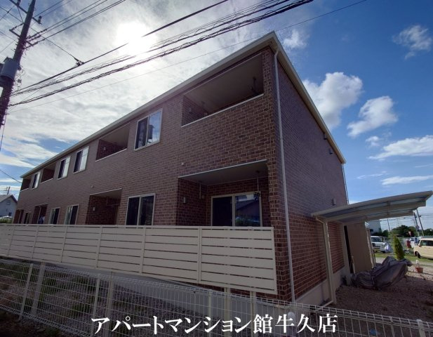 カミラ