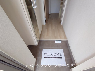 【玄関】 | カミラ