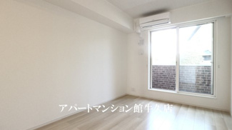【居間・リビング】 | カミラ