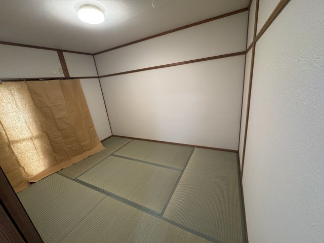 ウエストハイツの和室