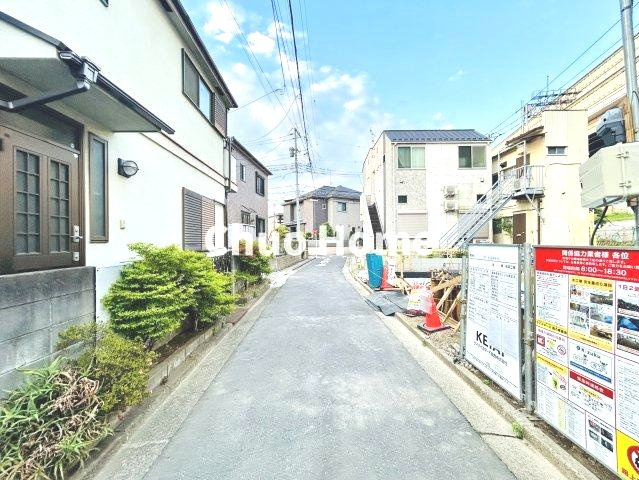 足立区綾瀬1丁目新築分譲住宅の前面道路含む現地写真|全面道路
