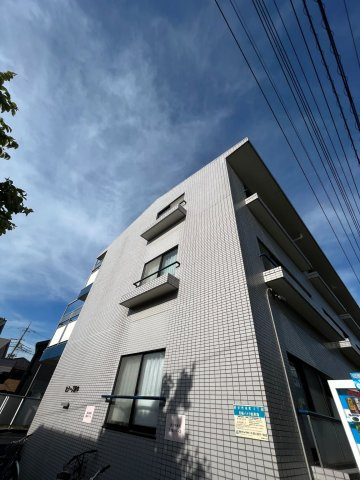 セシーズ府中