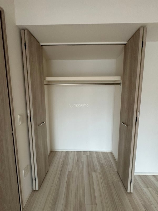 レジュールアッシュ谷町四丁目グランクラスの収納