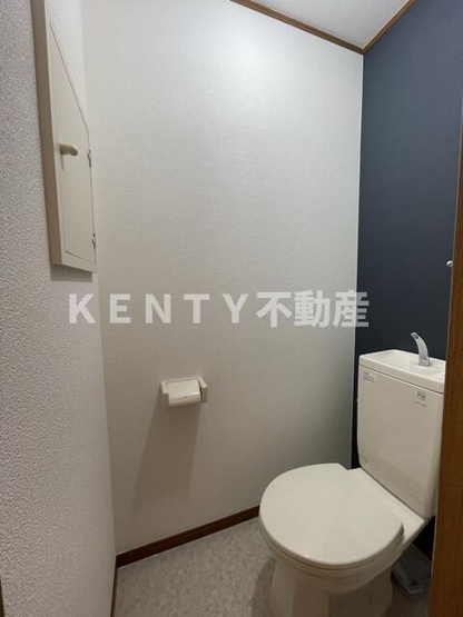 【トイレ】 | ラ・カンパネラ | 落ち着いた色調のトイレです