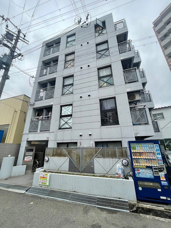 ダイドーメゾン神戸の外観
