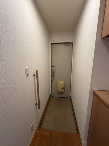 メゾン梨川Ⅲの玄関