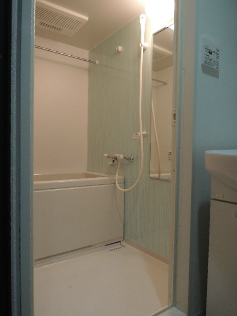 ヘスティア神戸の浴室