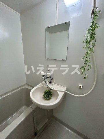 プランドール湊川の洗面所