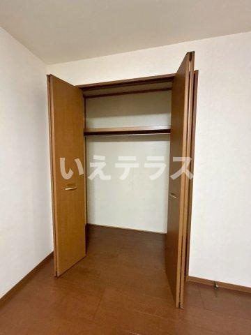 プランドール湊川の収納