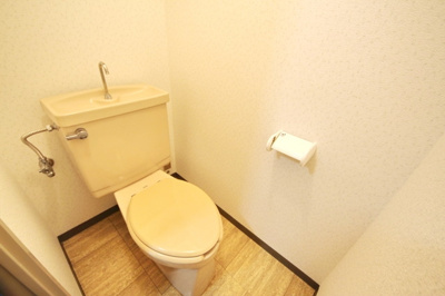 【トイレ】 | 東武みずほ台東口サンライトマンション | シンプルで使いやすいトイレです