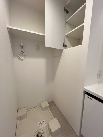 デッドスペースも活用した収納です