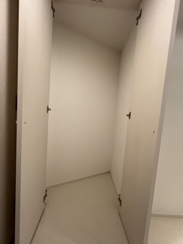 玄関収納があります