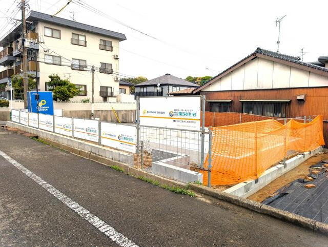 北九州市若松区小糸町の新築一戸建の前面道路含む現地写真|4月25日撮影 
