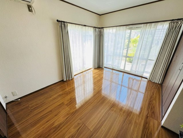 取手市椚木　中古戸建の洋室