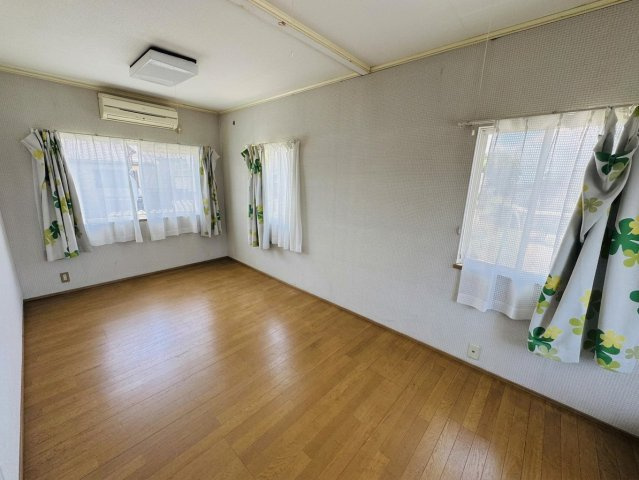 取手市椚木　中古戸建の洋室