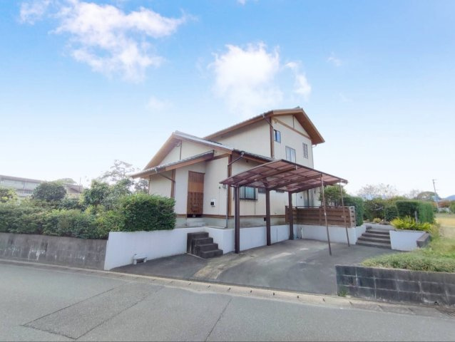 小郡市小郡　中古戸建の外観