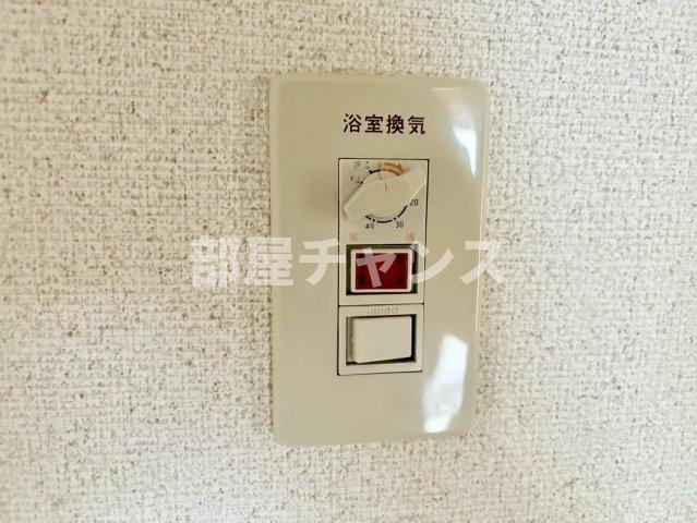 イトサンビルの設備