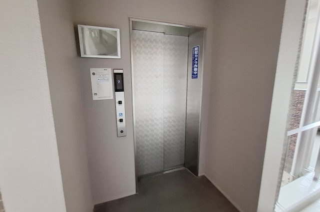 ライオンズ高石のその他共用部分|エレベーター