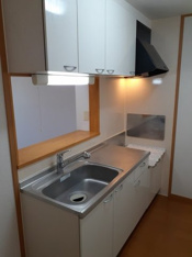 キッチンでお料理をお楽しみください