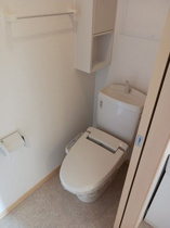 コンパクトで使いやすいトイレです