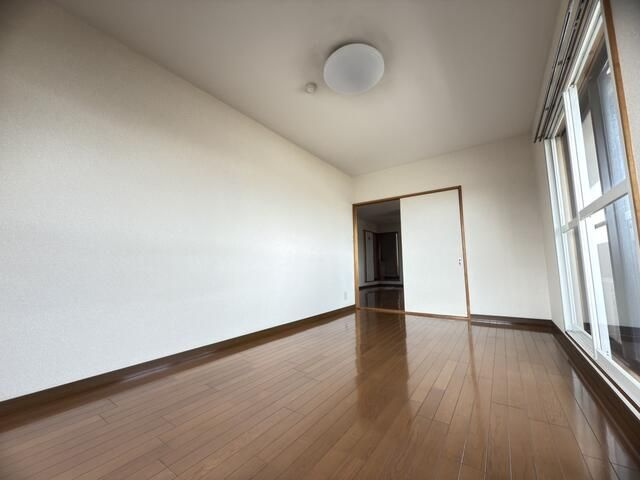 杉山ビルの寝室
