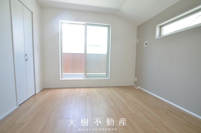【洋室】 | 綾瀬市深谷中6丁目 新築戸建て 全1棟【仲介手数料無料】 | 2階　洋室1（7.0帖）