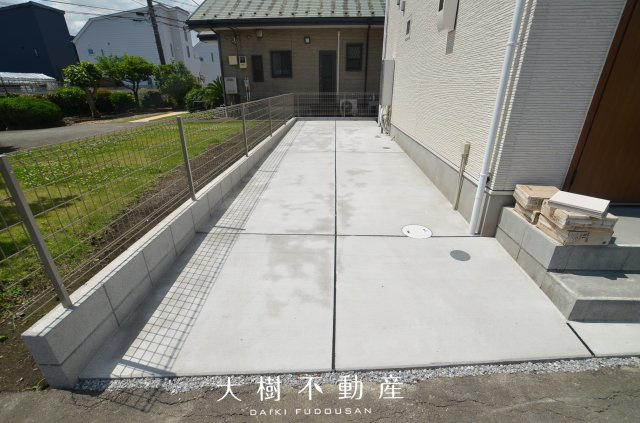 【駐車場】 | 綾瀬市深谷中6丁目 新築戸建て 全1棟【仲介手数料無料】