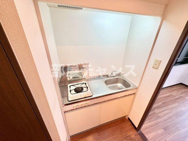 ルミナ新栄のキッチン
