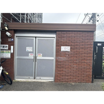落ち着いた雰囲気の外観です