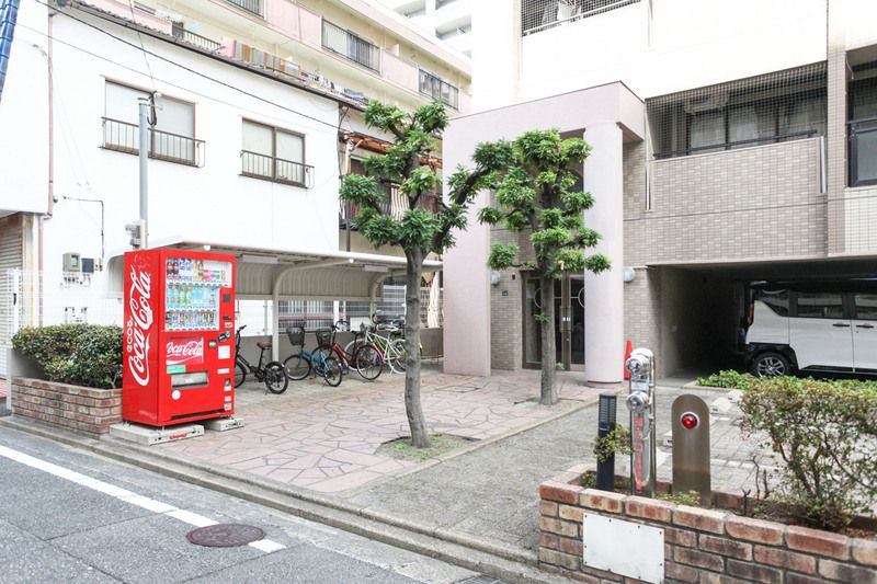 ダイナコートブロッサム天神南　のエントランス