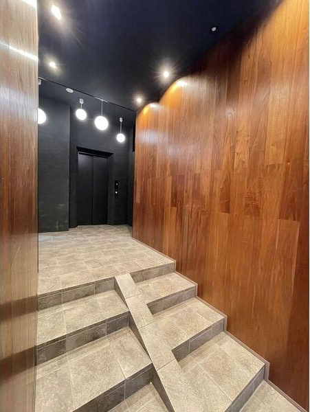 modern palazzo 姪浜 avenueのエントランス