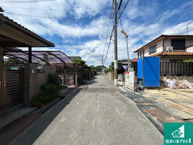 堺市西区堀上緑町　第2期　新築一戸建ての前面道路含む現地写真|周辺は落ち着いた街並みの住宅地！子育てがしやすい住環境です！まだ未完成ですが、現地でしかわからない事もございます。是非一度ご覧ください。