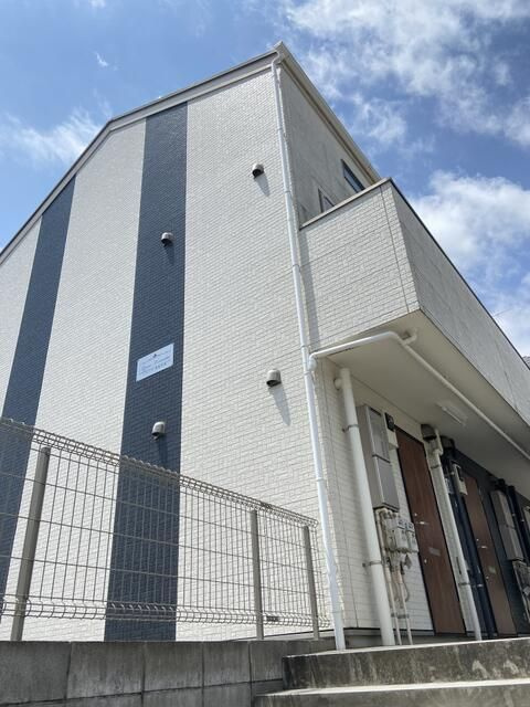 横浜市港南区港南３丁目のアパートの外観