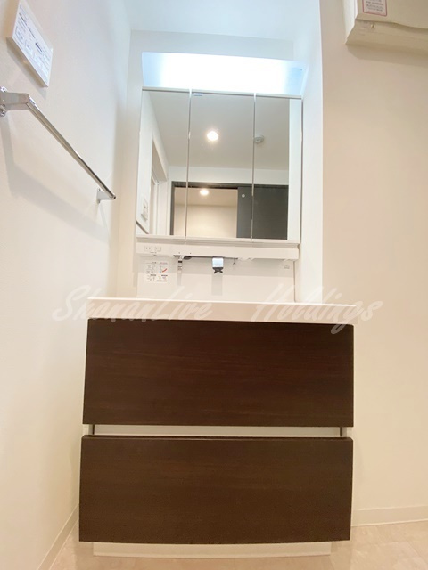 藤沢市辻堂新町２丁目の賃貸マンションの洗面所