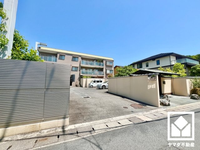 パーク・ハイム桃山筑前台のバルコニー