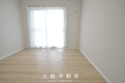 【洋室】 | 東建ニューハイツ海老名13号棟　4階3LDK　リフォーム済み | 洋室3（5.0帖）