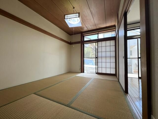 横浜市戸塚区汲沢７丁目のアパートの和室