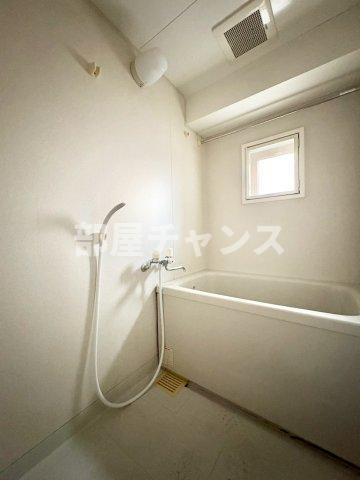 アビタシオン葵の浴室