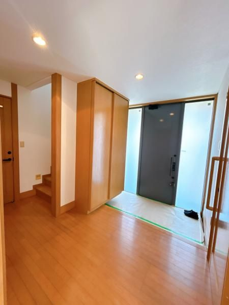 小郡市希みが丘６丁目　中古戸建の玄関