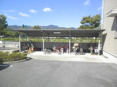 【駐車場】 | リビングタウン中野美保南 A棟 | 駐輪場