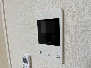 アイベーヌの内装|カメラ付インターホン
