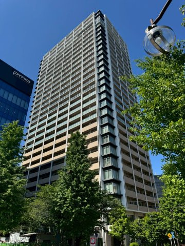 ブリリアザタワー東京八重洲アベニューの外観