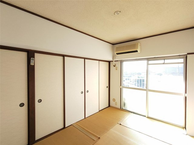 サンコーポシライシの和室