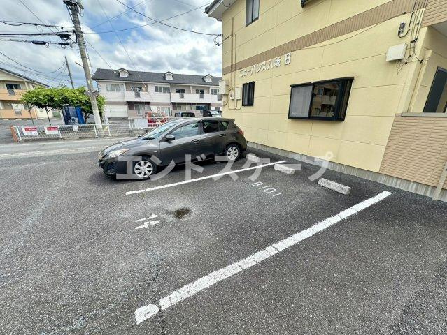 ニューパレス八坂Ｂの駐車場|高崎、前橋のお部屋探しはエンドスケープまで！お客様の理想お聞かせ下さい♪