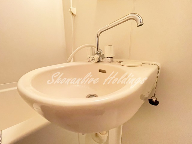 KS.BLOG.OPPAMAの洗面所|鏡付き洗面台♪
