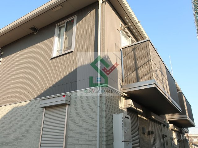 ソラリスの外観